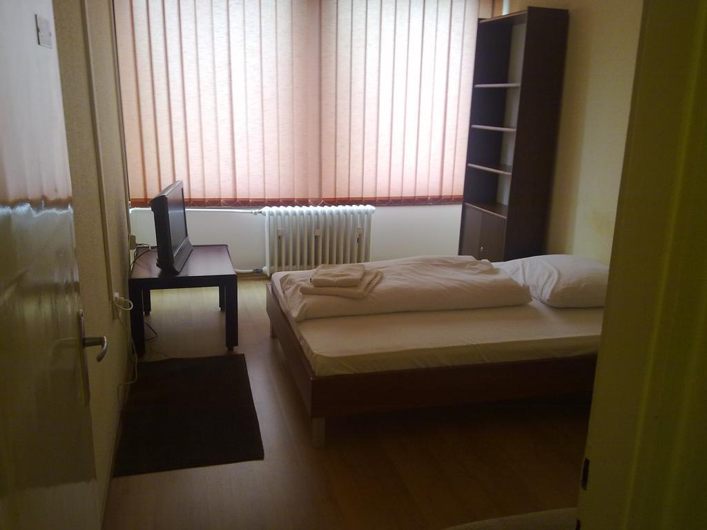 Eszterhazy Karoly Egyetem Hotel Eger Exterior photo